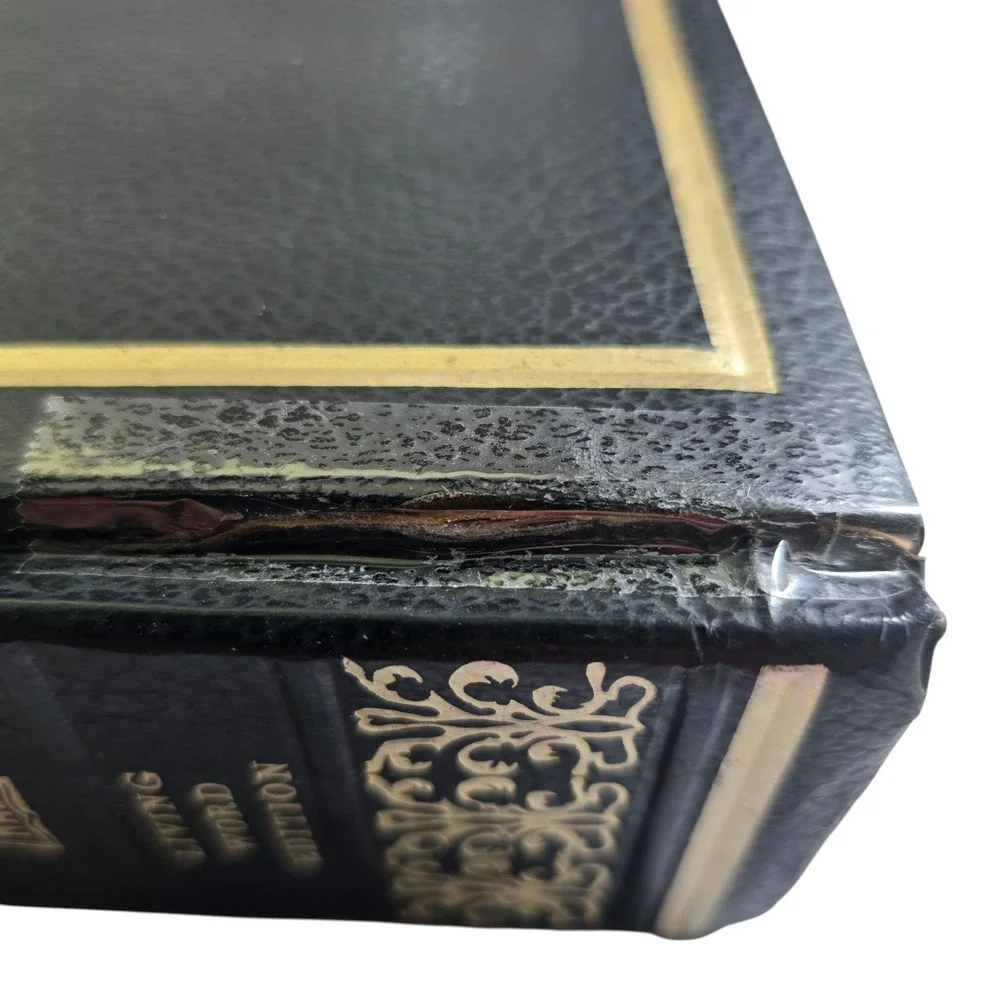 1971 New American Bible Living‎ Word Edition Catholic Illustrated Hardcover NAB